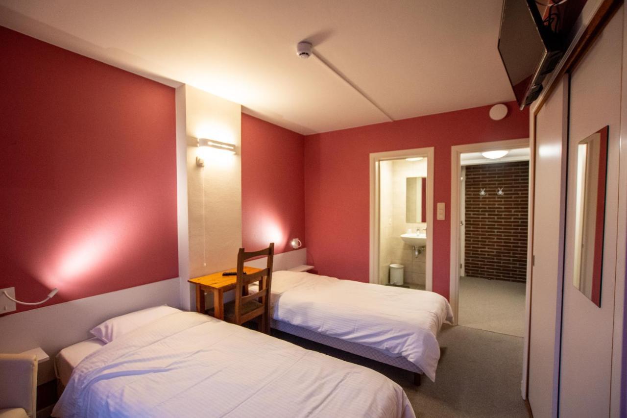 Auberge Le Vieux Moulin Poupehan Eksteriør billede