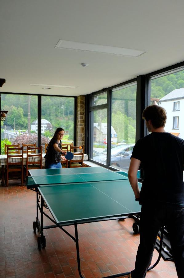 Auberge Le Vieux Moulin Poupehan Eksteriør billede