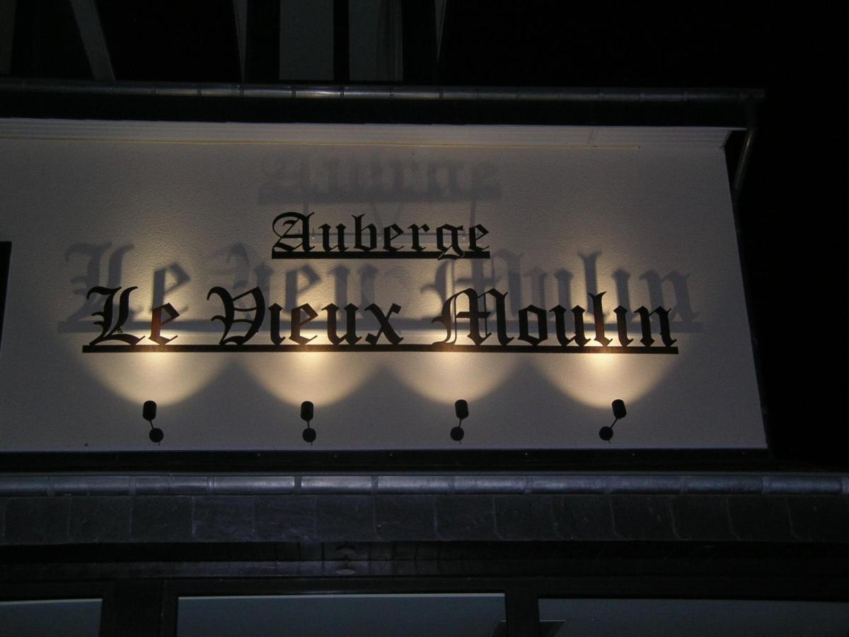 Auberge Le Vieux Moulin Poupehan Eksteriør billede
