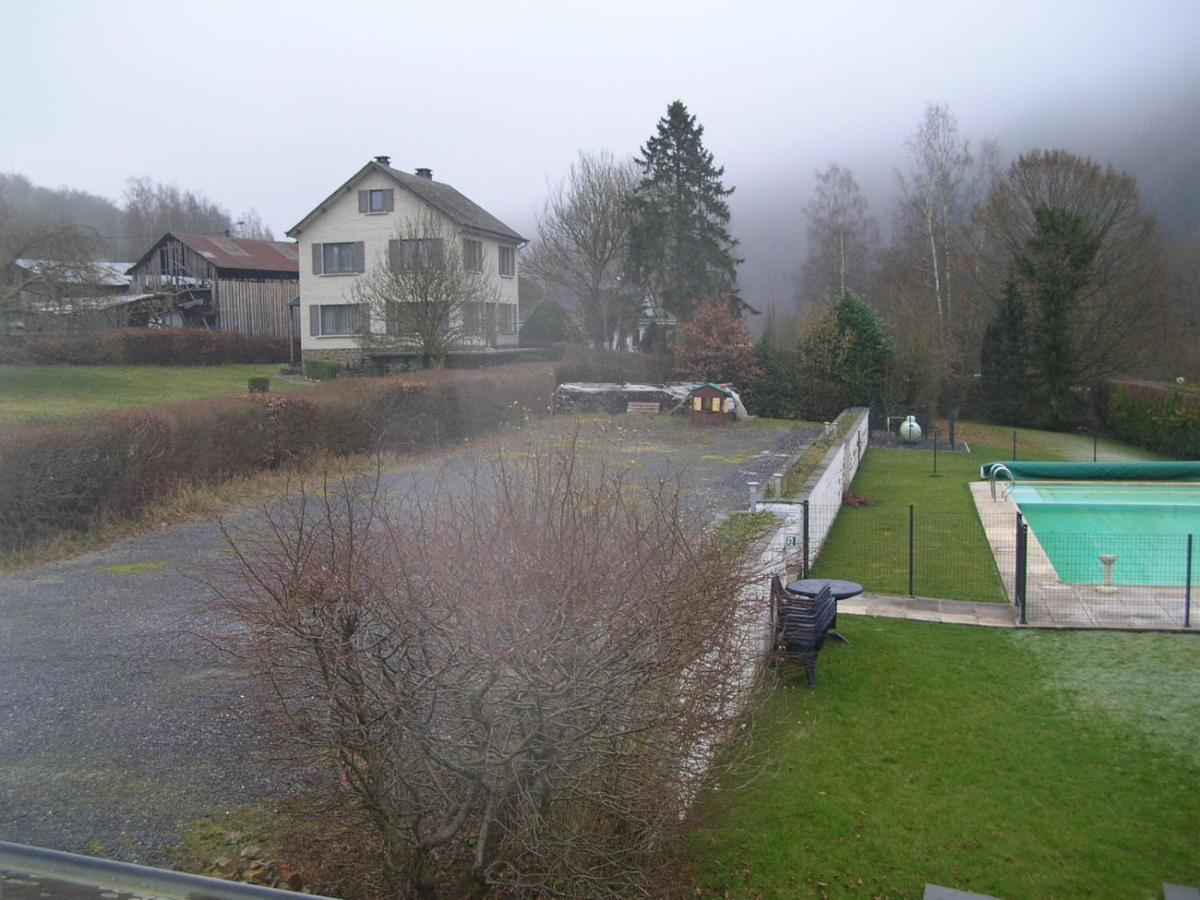 Auberge Le Vieux Moulin Poupehan Eksteriør billede